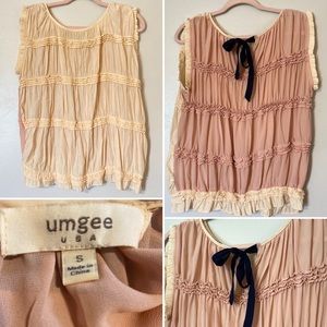 Umgee Sz S Ruffle Tier Top Blouse Navy Bow